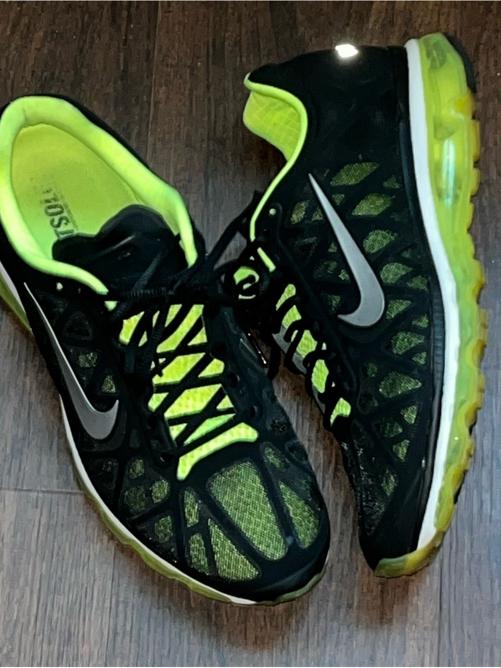 Nike Air Max+ Cushioned Low Top Lace-Up Running Sneaker in Black/Green